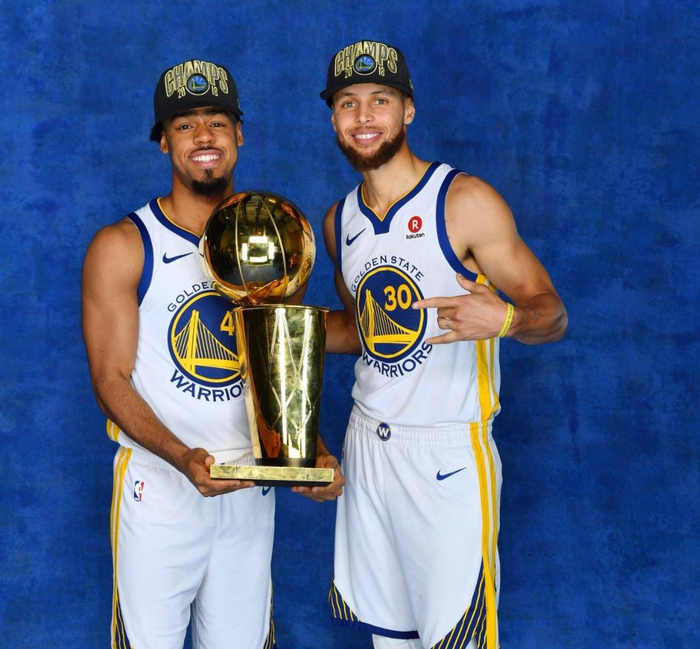 亚冠二级半场：安在俊建功，浦项铁人暂1-0卡雅FC（亚冠半场战报：安在俊破门，浦项铁人暂以1-0领先卡雅FC）