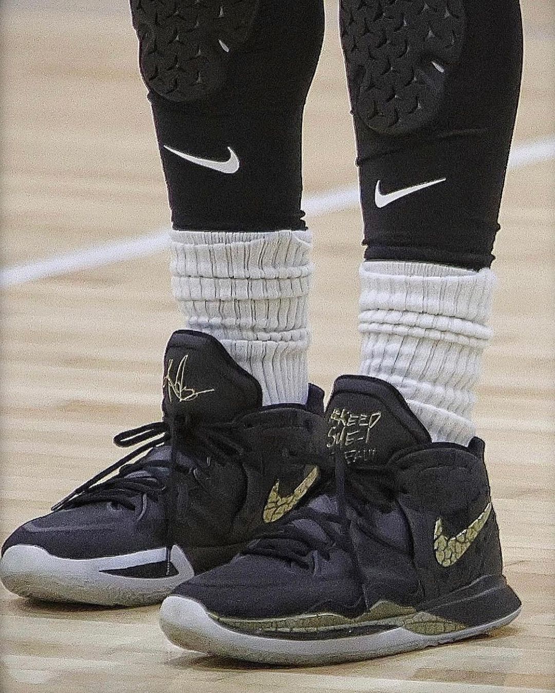 皇马名宿世纪同框（皇马传奇罕见同框）