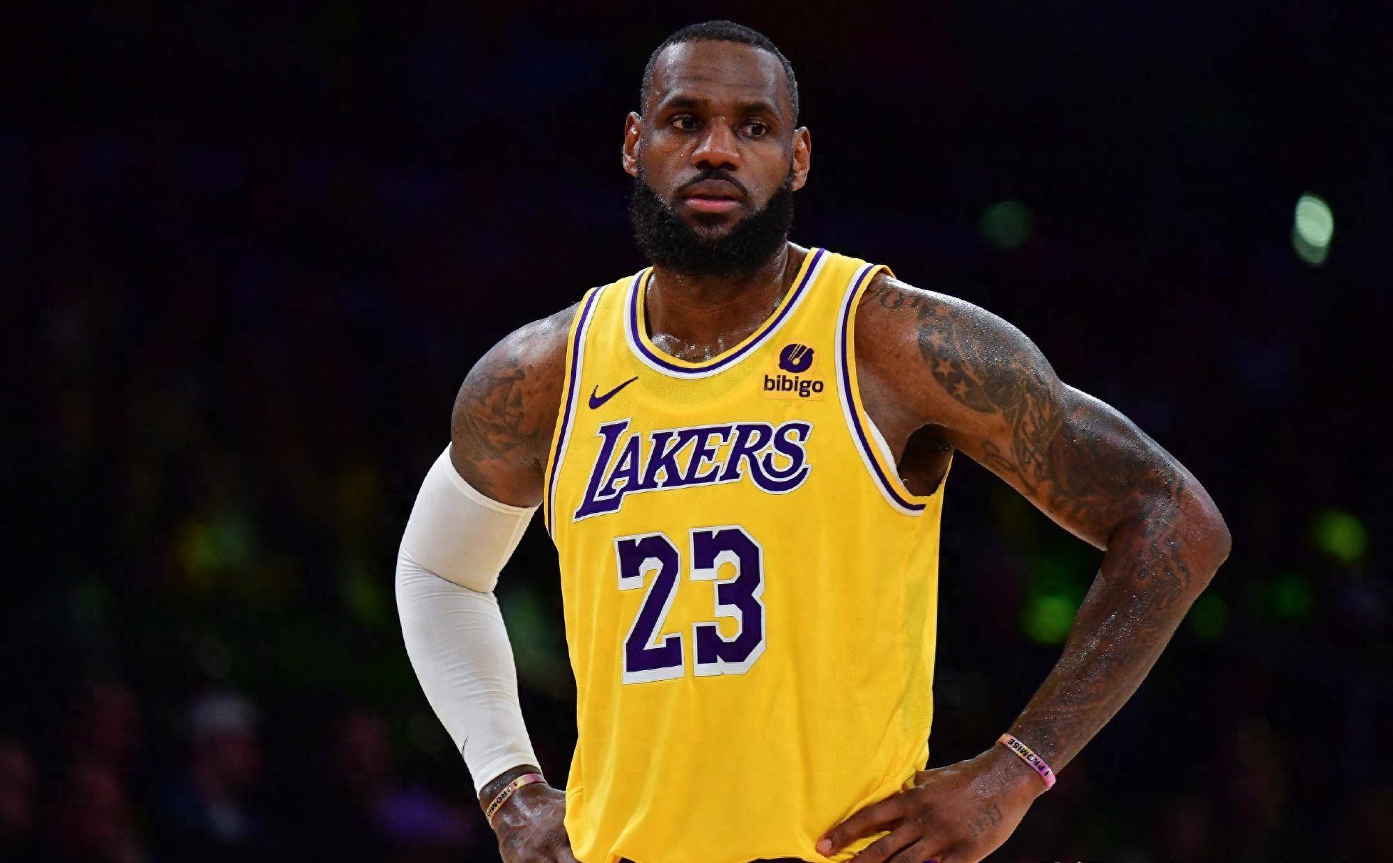 中超比赛亮点：上海海港2-1战胜山东泰山,（中超焦点战：上海海港2比1击败山东泰山）