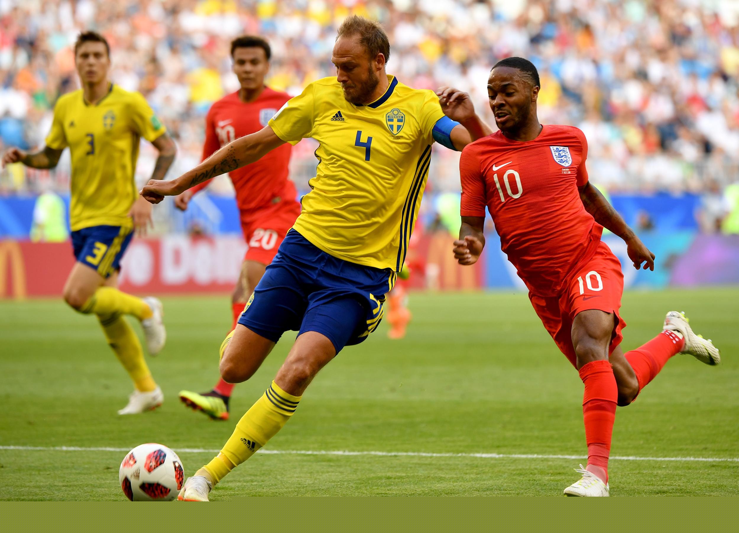 阿贾·威尔逊：阿德巴约训练中用NBA强度防守，有时我会急（阿贾·威尔逊：阿德巴约训练防守强度堪比NBA，我有时会心急）