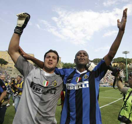 美记：步行者对独行侠中锋加福德很感兴趣（美媒称步行者青睐独行侠中锋加福德）