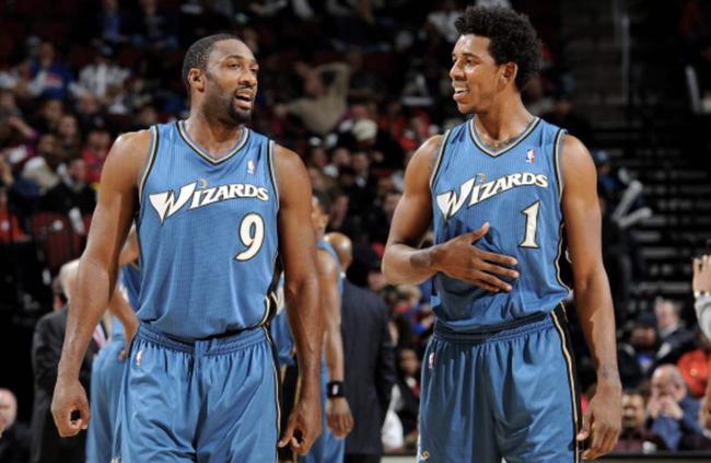 辽宁男篮大胜浙江王哲林状态火热（辽宁男篮狂胜浙江，王哲林火力全开）