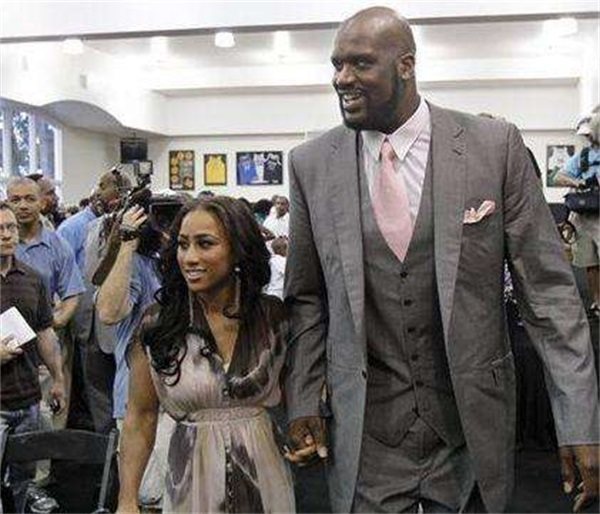 球迷：我们都在见证他的成长（球迷：他的成长，我们一起见证）