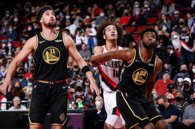 西媒：亚马尔改踢前腰全面爆发，进攻数据耀眼还完成7次抢断（西媒：亚马尔改打前腰全面开花，进攻端耀眼并完成7次抢断）